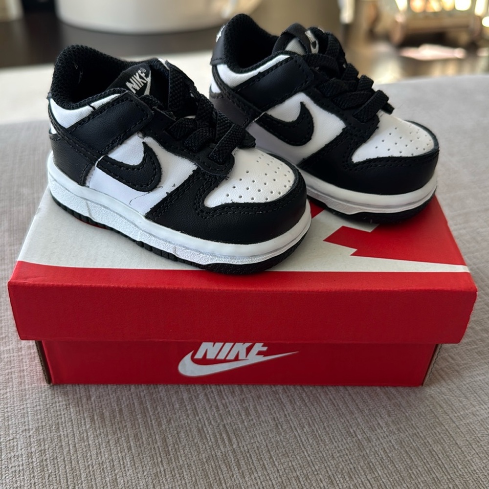 NWOT Nike Dunk Low Panda, Baby/Toddler Shoes